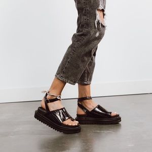 Bentley Platform Sandals